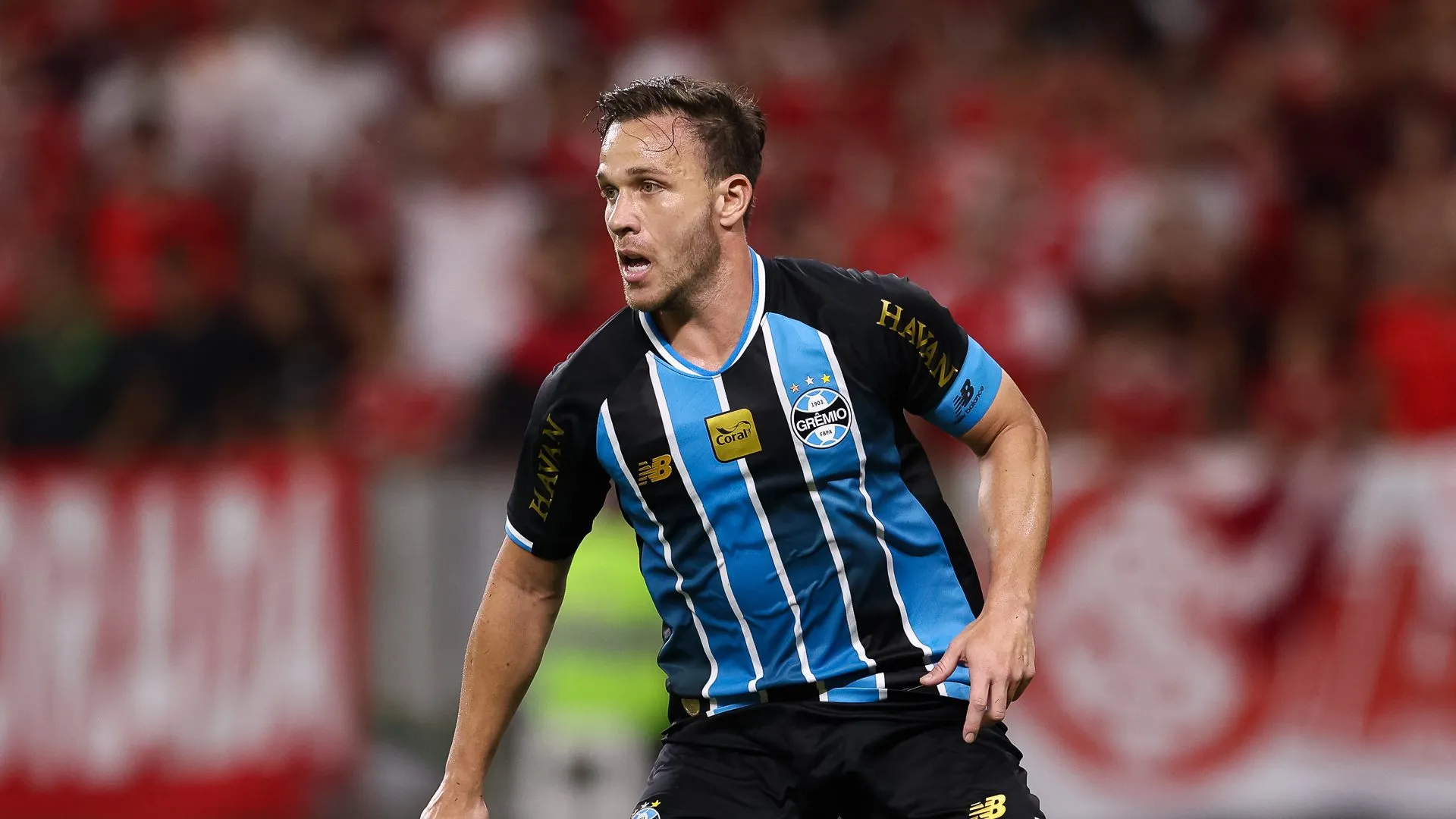 Arthur em campo pelo Grêmio