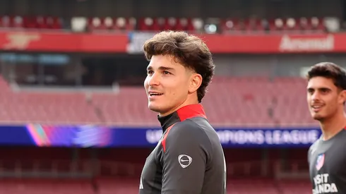 Julián Álvarez já decidiu futuro no Atlético de Madrid, diz Simeone (Photo by Harry Murphy/Getty Images)