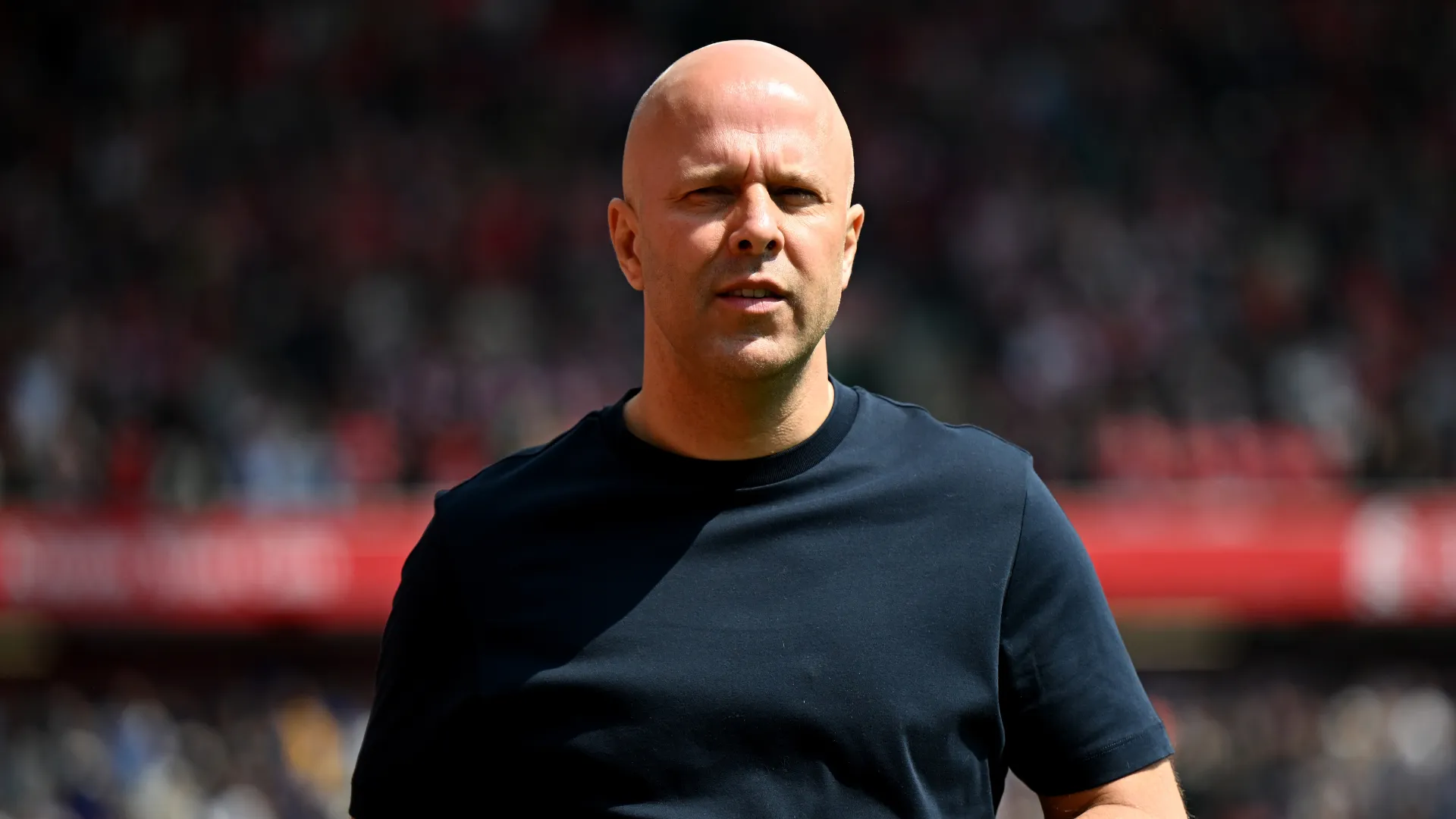 Arne Slot em jogo do Liverpool