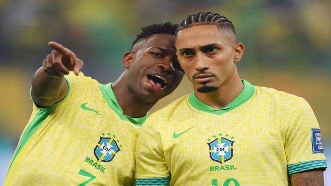 Vini Jr e Raphinha estarão na Copa do Mundo – Pedro Vilela/Getty Images
