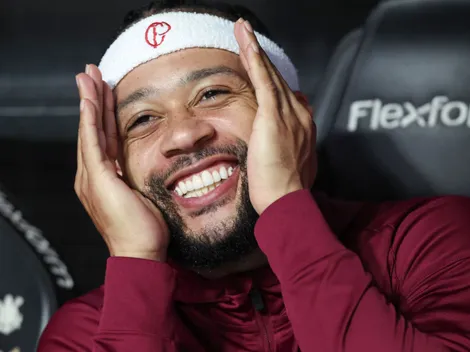 Depay exige estrutura 'nível Barcelona e Man. United'