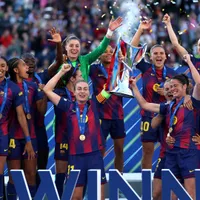 Alexia Putellas celebra título da Champions Feminina pelo Barcelona