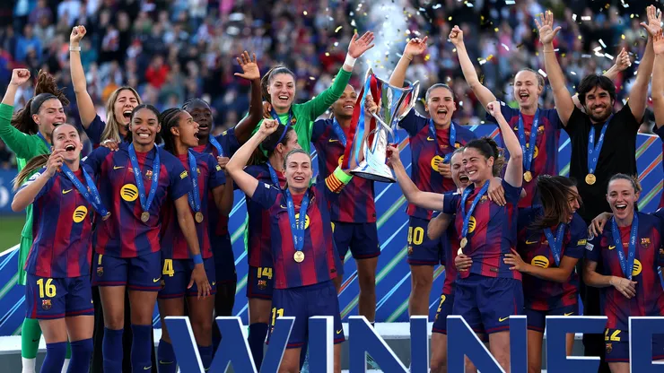 Alexia Putellas celebra a conquista da Champions Feminina - Foto: Maja Hitij/Getty Images