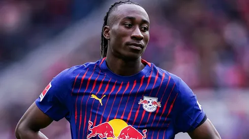 Yan Diomande alvo de United e Liverpool. (Photo by Daniela Porcelli/Getty Images)