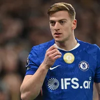 Liam Delap pode deixar o Chelsea após chegada de Xabi Alonso