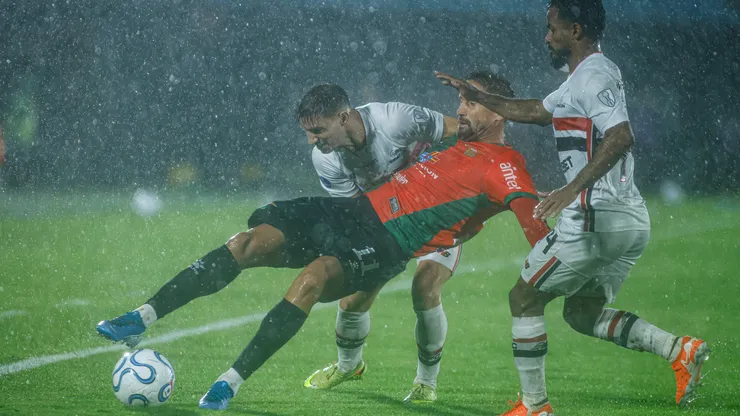 Boston River e São Paulo se enfrentam em jogo da Sul-Americana (Ernesto Ryan/Getty Images)