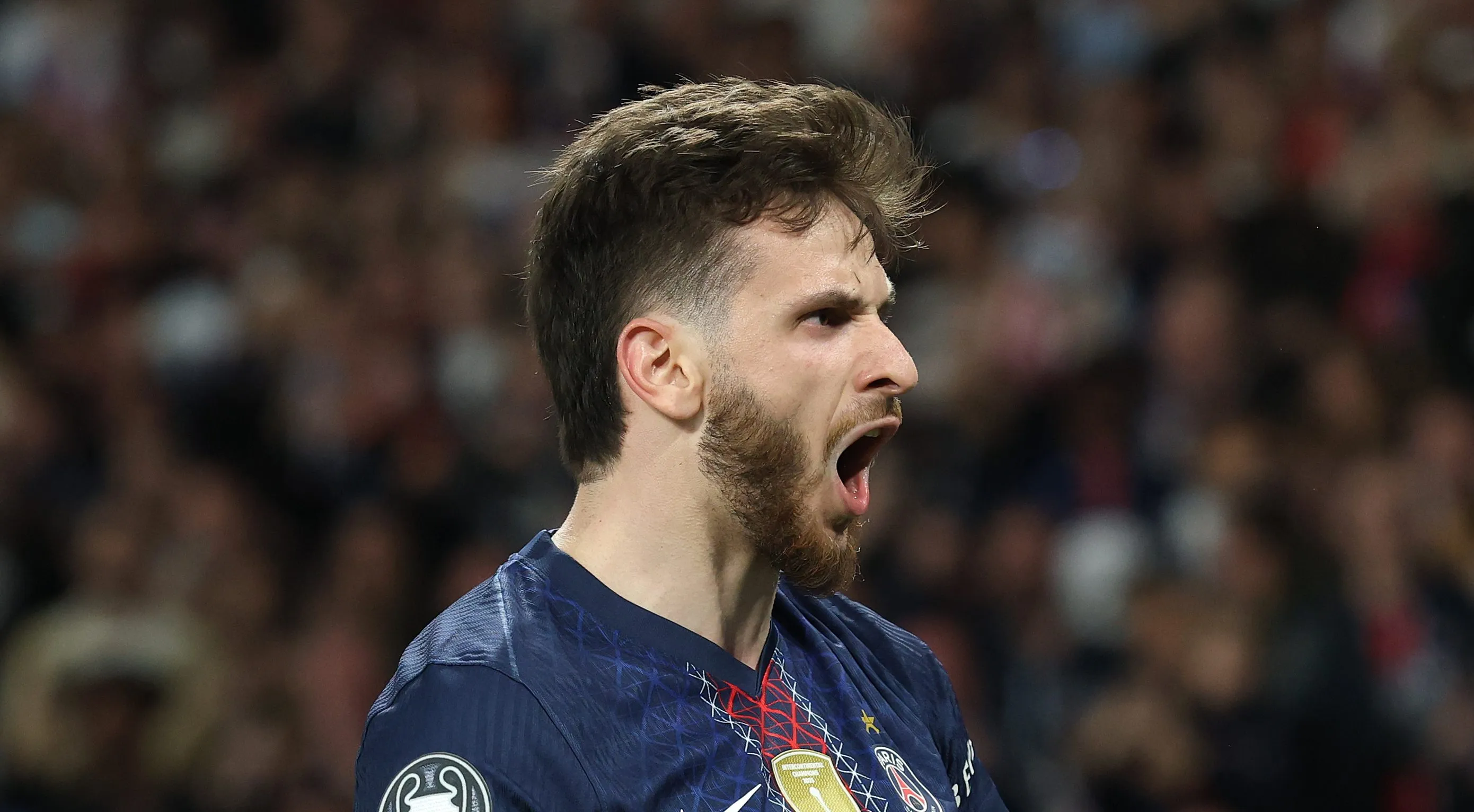 Kvaratskhelia em jogo do PSG