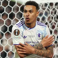 Arsenal intensifica interesse por Morgan Rogers, do Aston Villa