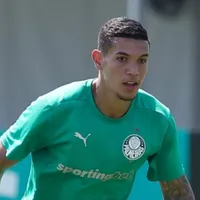 Famalicão oferece R$ 24 milhões ao Palmeiras por Naves