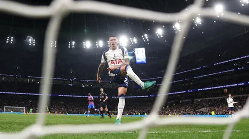 Pedro Porro em ação pelo Tottenham. Foto: Julian Finney/Getty Images