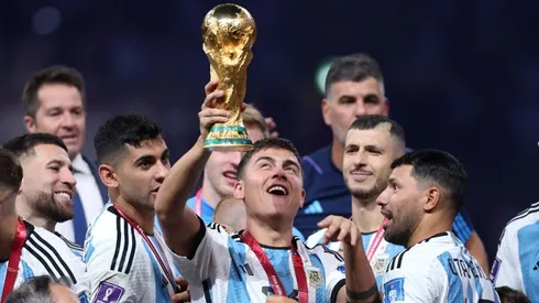 Scaloni explica ausência de Dybala na lista da Argentina (Foto: Julian Finney/Getty Images)