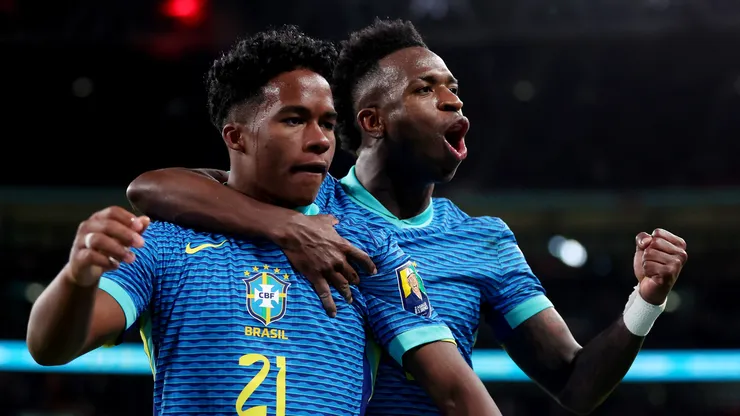 Endrick e Vini Jr pela Seleção. (Foto: Catherine Ivill/Getty Images)