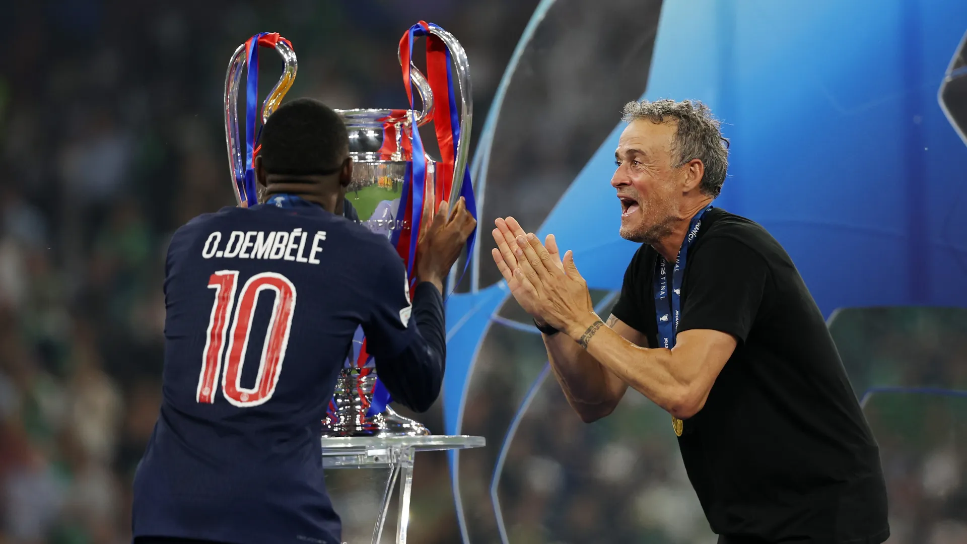 Luis Enrique comemora título da Champions League