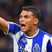 Thiago Silva recebe oferta do Internacional
