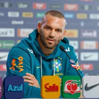 Weverton vê convocação como prêmio após saída do Palmeiras