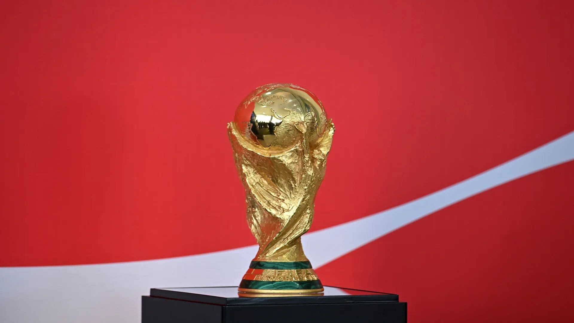 A taça mais desejada do mundo – Ton Molina/Getty Images