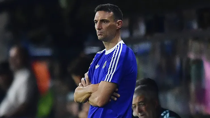 Lionel Scaloni foi criticado após convocação. (Photo by Marcelo Endelli/Getty Images)