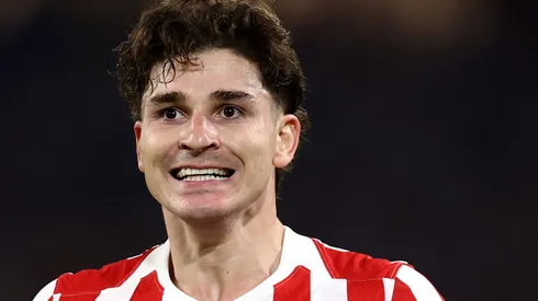 PSG oferece R$ 706 milhões e mais 2 nomes para contratar Julián Álvarez. (Foto: Fran Santiago/Getty Images)