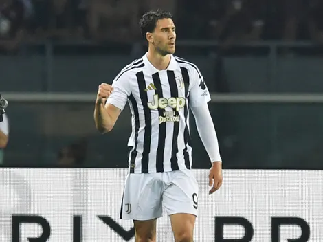 Napoli tenta a contratação de Vlahovic