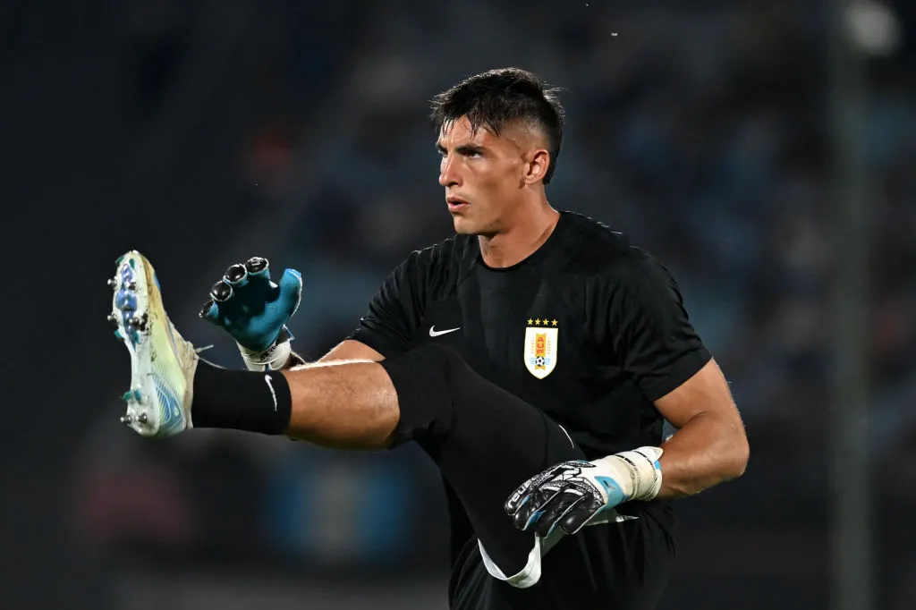 Sergio Rochet pode assinar com o Boca Juniors. (Photo by Guillermo Legaria/Getty Images)