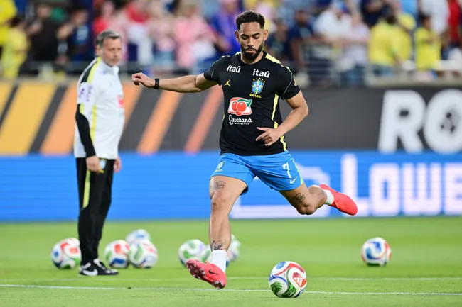 Matheus Cunha será o camisa 9 do Brasil na Copa. (Foto: Julio Aguilar/Getty Images)