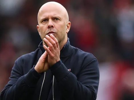 Arne Slot pode assumir o Milan