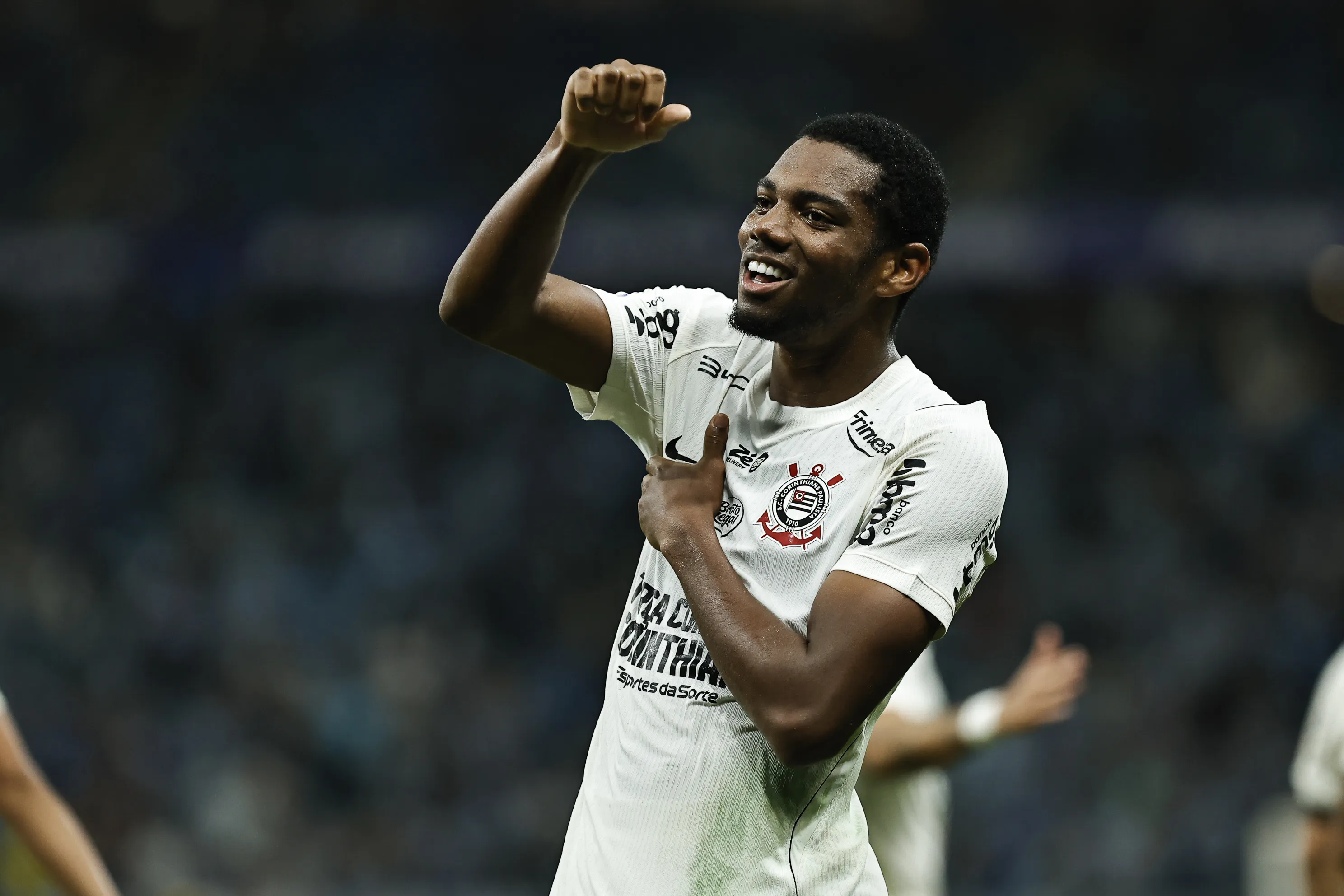 André comemorando gol contra o Grêmio. Foto: Roberto Vinicius/AGIF