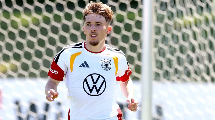 Lennart Karl foi confirmado como titular em Alemanha x Finlândia
