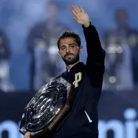 Hansi Flick trava chegada de Bernardo Silva neste momento