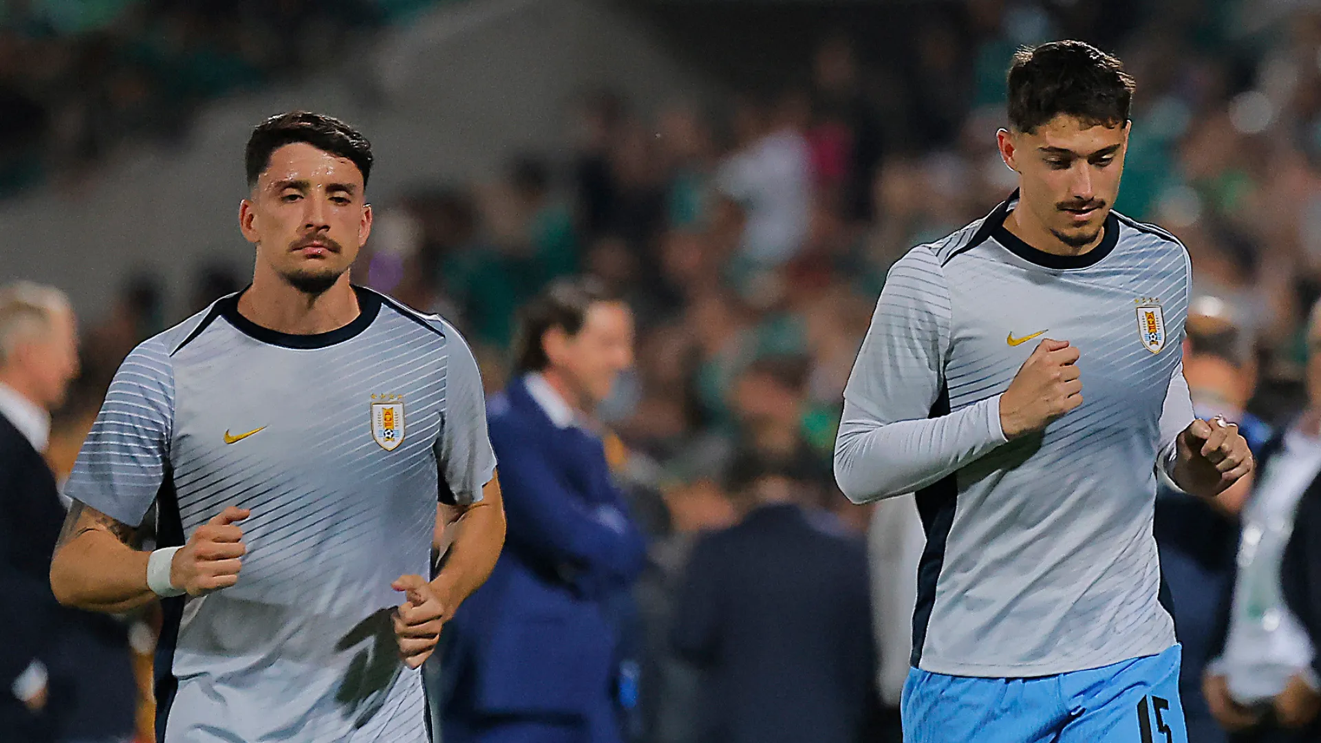 Piquerez e Emi Martínez durante treino do Uruguai