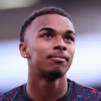 Eli Junior Kroupi entra na mira do PSG