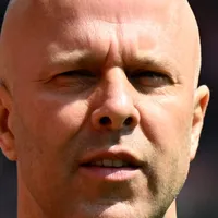Milan tem interesse em Arne Slot