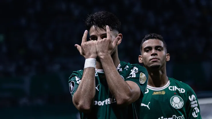 Flaco López marca pelo Palmeiras. (Foto: Ettore Chiereguini/AGIF)