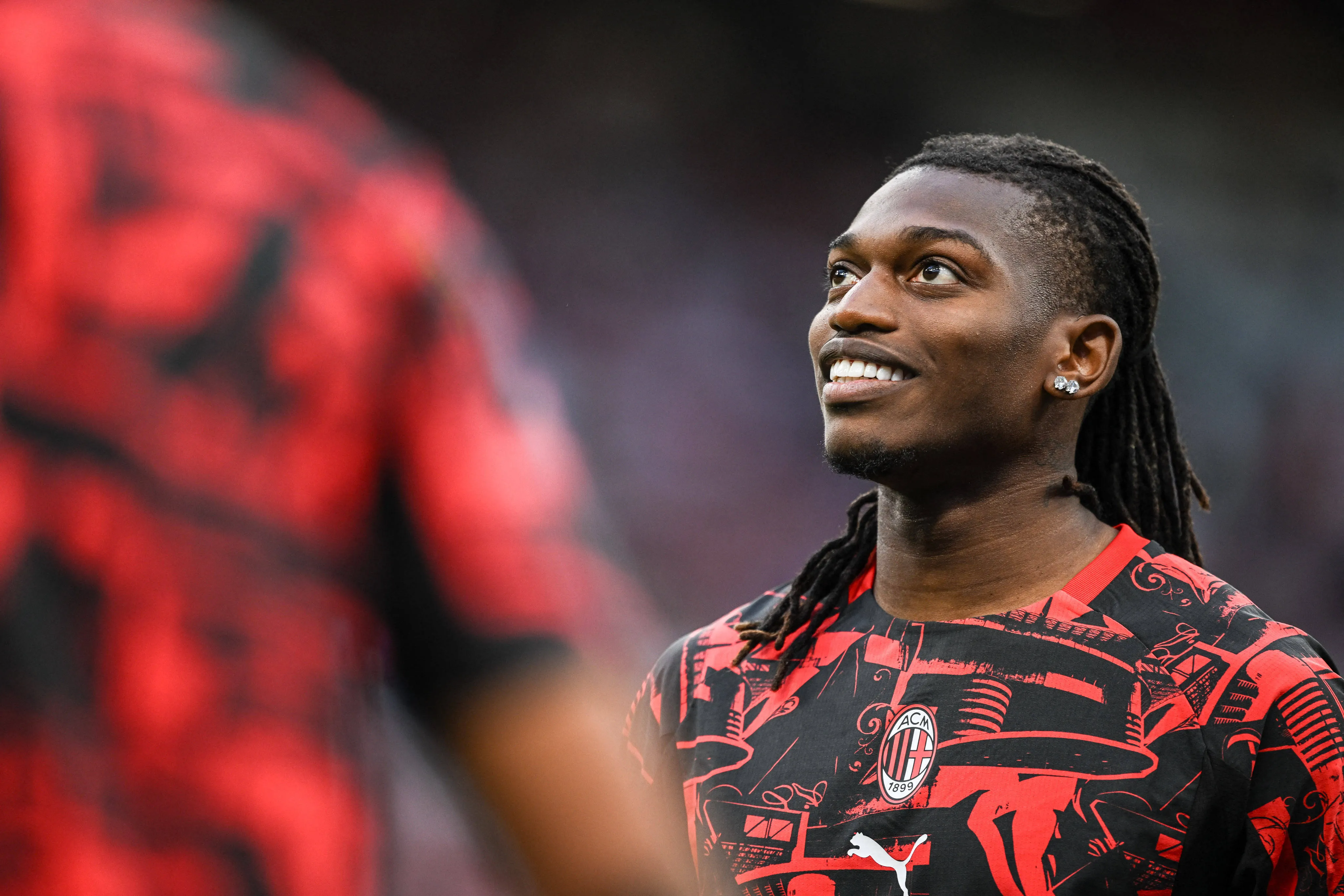 Rafael Leão deixou claro que quer deixar o Milan e gostaria de atuar na Premier League, com o United sendo destino interessante, segundo o La Gazzetta dello Sport. Foto: IMAGO / ABACAPRESS