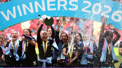 Manchester City conquista mais um título - Foto: Clive Rose/Getty Images
