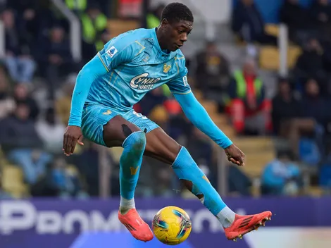 Issa Doumbia assina contrato com o Sporting