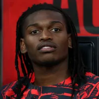 Manchester United e Arsenal iniciam conversas por Rafael Leão