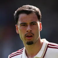 Bayern e PSG fazem consulta por Martinelli, do Arsenal