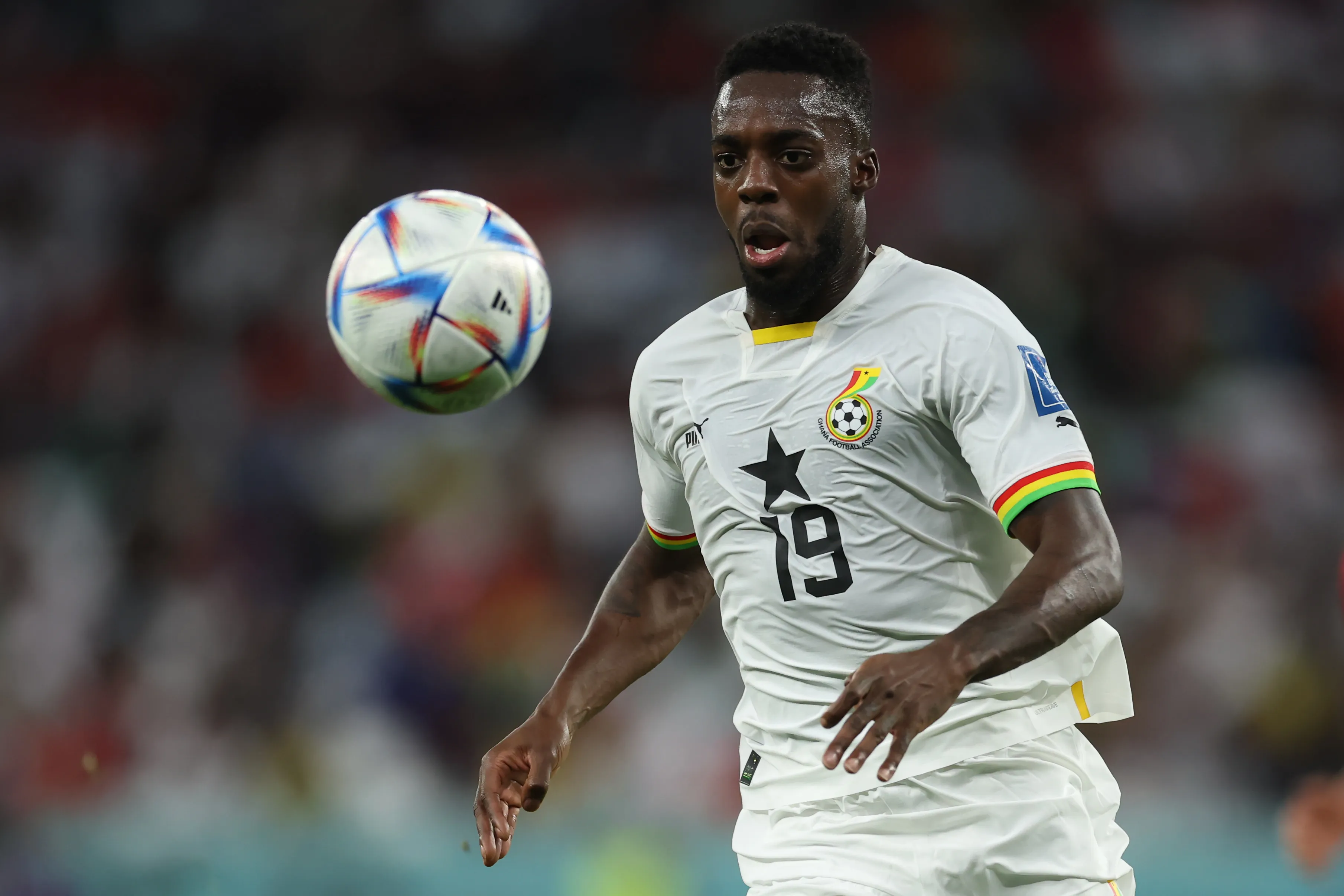 Inaki Williams durante partida pela Seleção de Gana na Copa do Mundo de 2022, contra o Uruguai. (Photo by Alex Grimm/Getty Images)