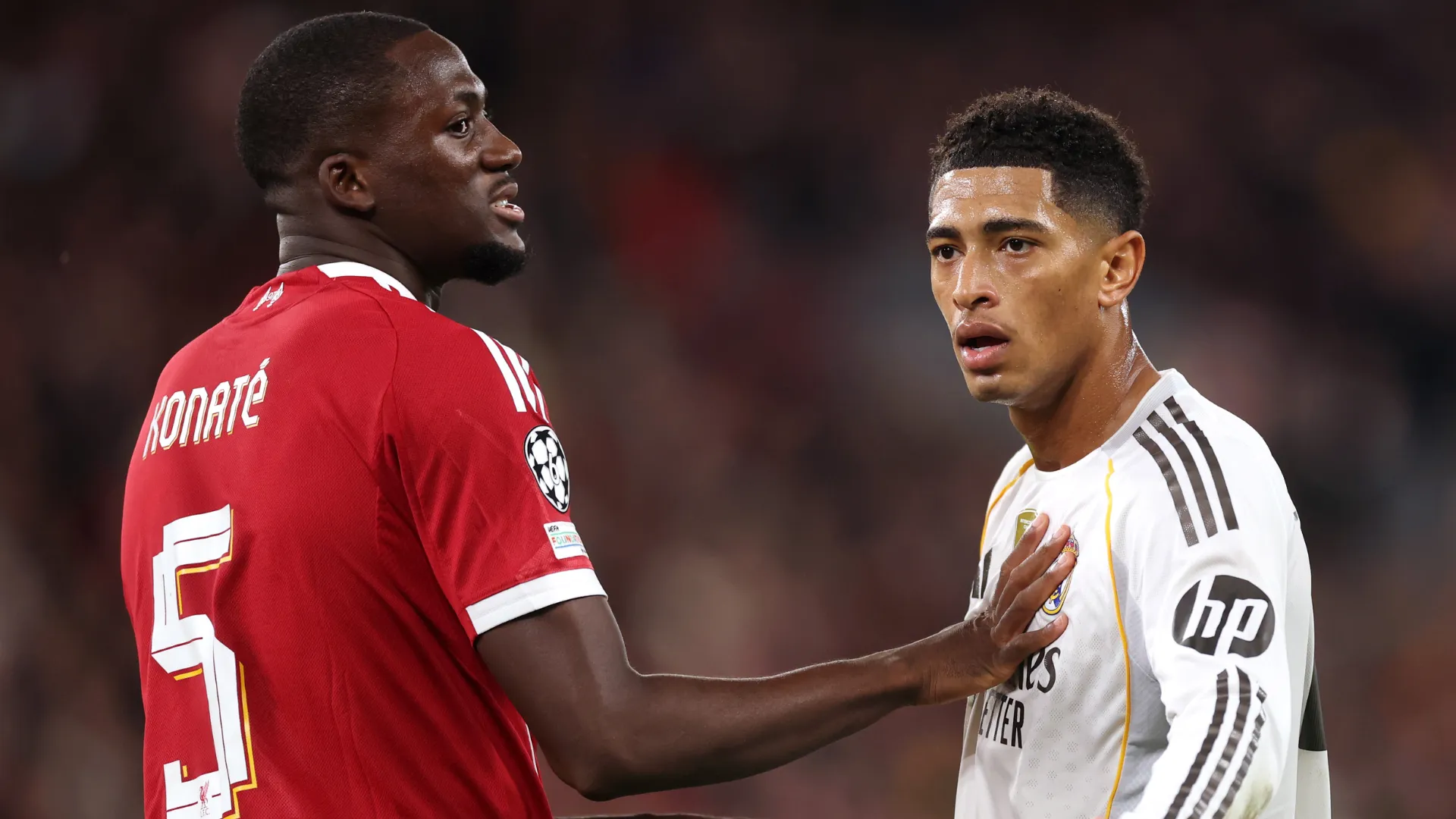 Ibrahima Konaté durante partida contra o Real Madrid