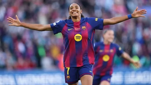 Barcelona tenta renovar com Salma Paralluelo - Foto: Maja Hitij/Getty Images