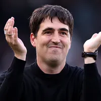 Andoni Iraola assina com o Liverpool até 2028