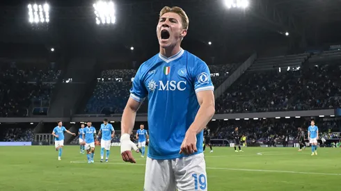 Rasmus Hojlund deixa o Manchester United e permanece no Napoli. Foto: Francesco Pecoraro/Getty Images
