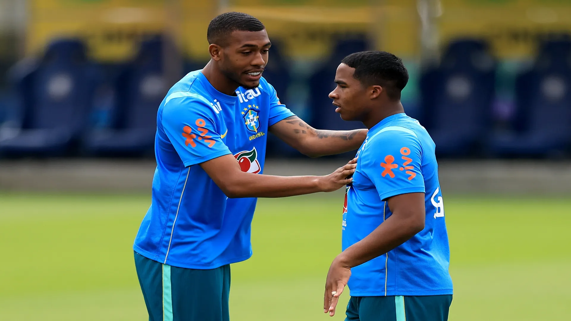 Rayan e Endrick em treino da Seleção Brasileira – Buda Mendes/Getty Images