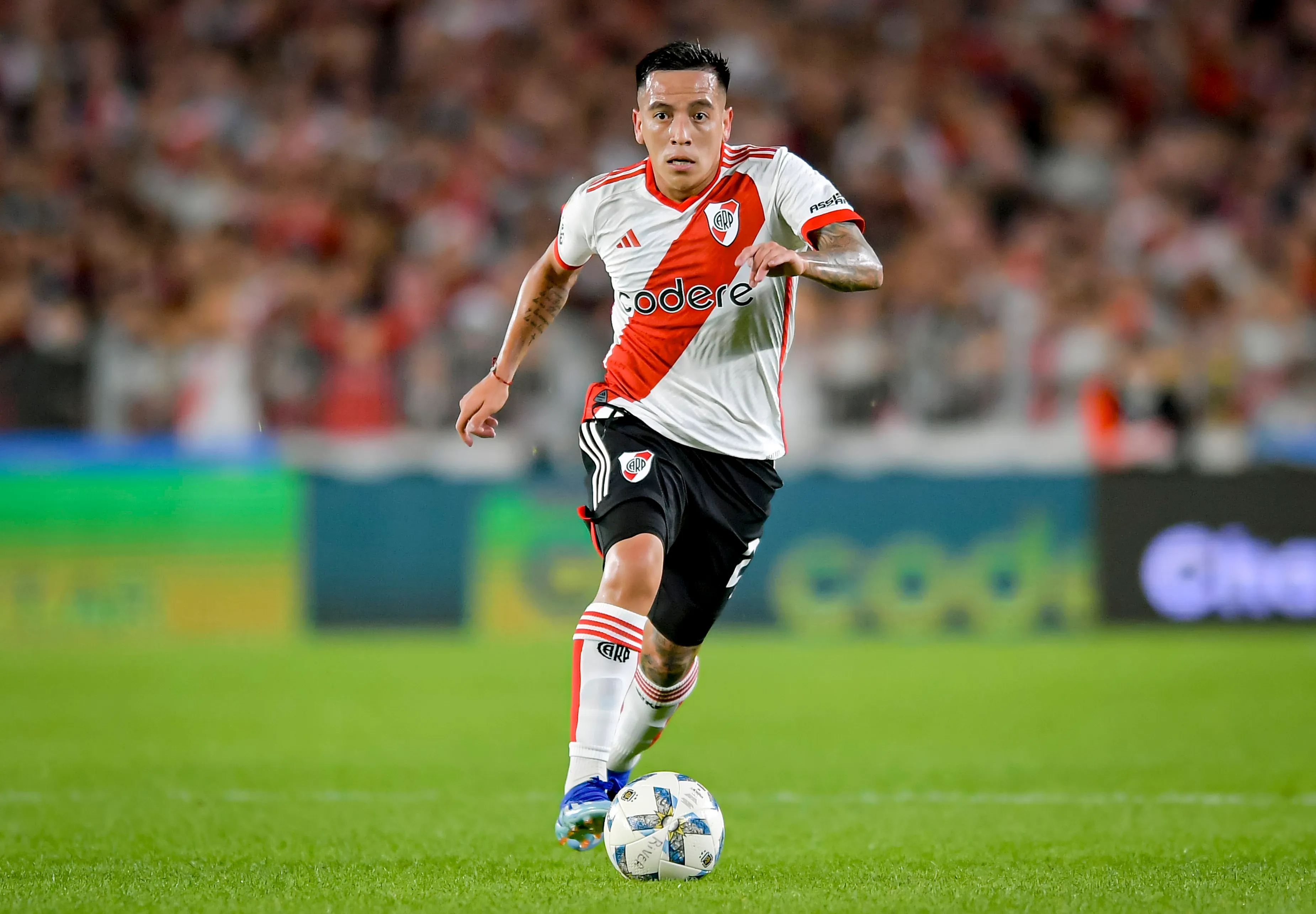 Esequiel Barco quando atuava pelo River Plate. (Photo by Marcelo Endelli/Getty Images)