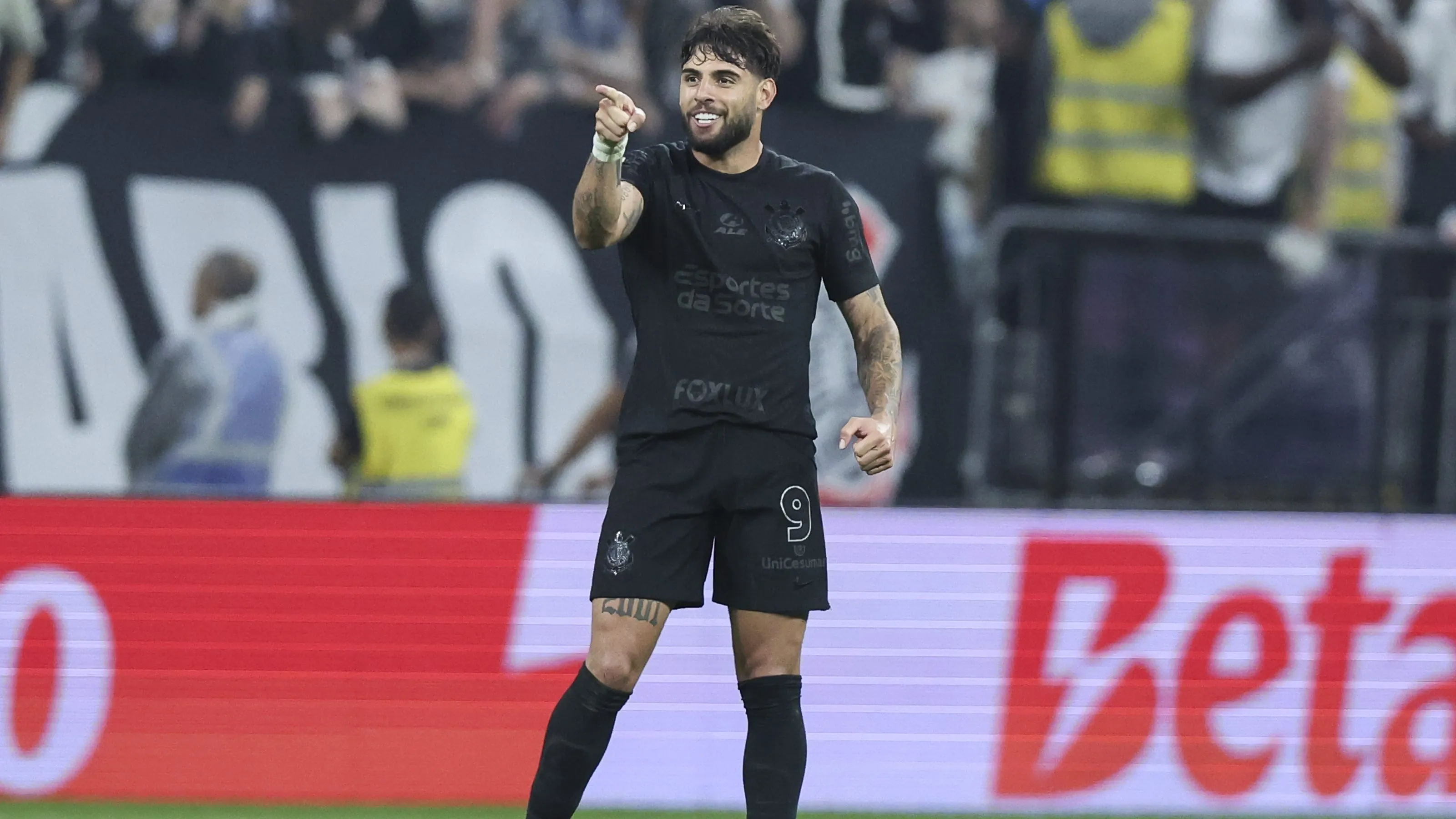 Yuri Alberto comemorando um gol pelo Corinthians
