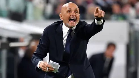 Técnico da Juventus durante partida da temporada. Foto: Valerio Pennicino/Getty Images