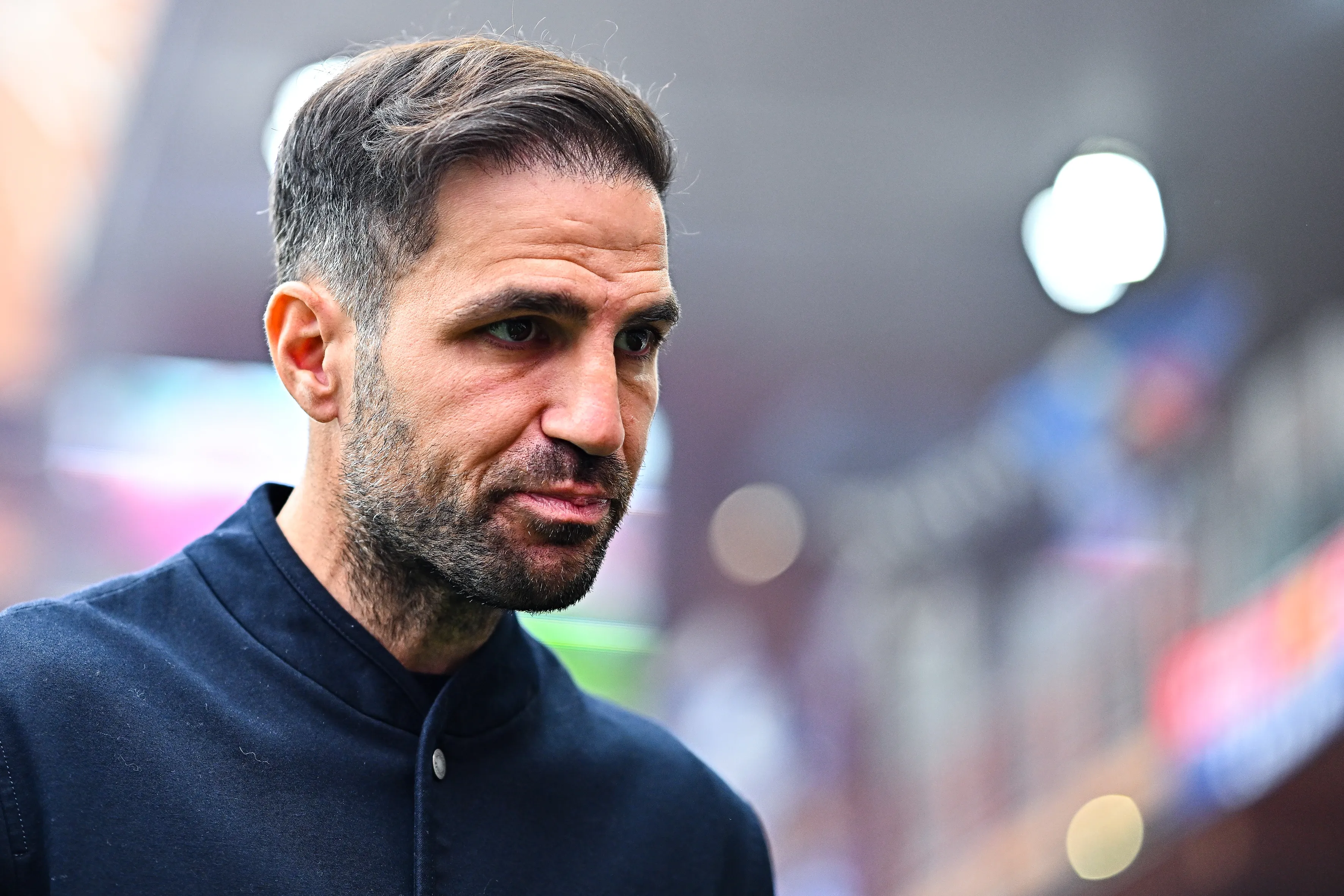 Cesc Fàbregas antes de uma partida do Como (Foto: Simone Arveda/Getty Images)