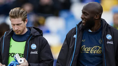 Presidente do Napoli fala sobre futuro de De Bruyne e Lukaku. Foto: IMAGO / ABACAPRESS
