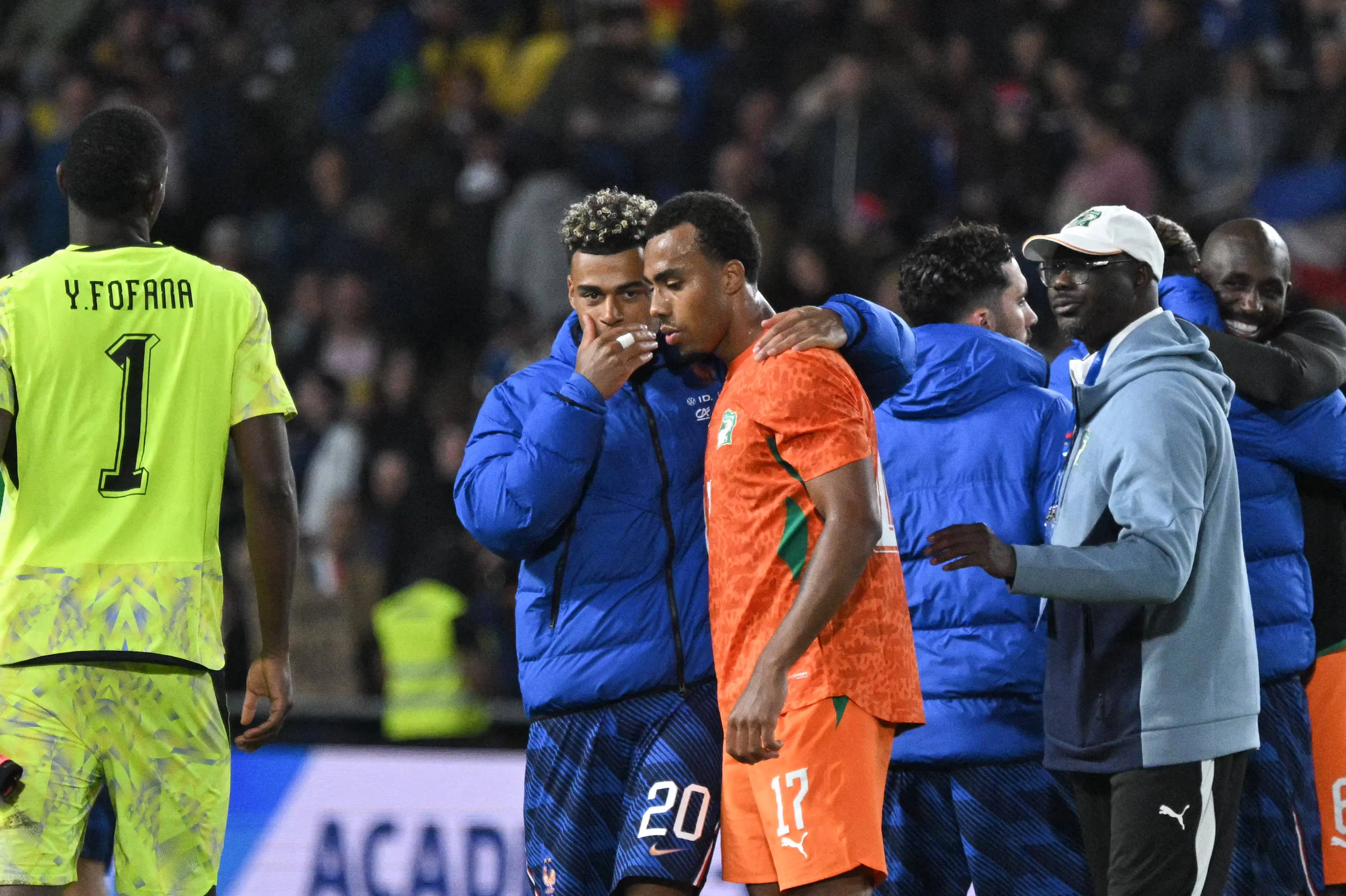Desiré e Guéla Doué durante jogo entre Costa do Marfim e França. IMAGO / ABACAPRESS